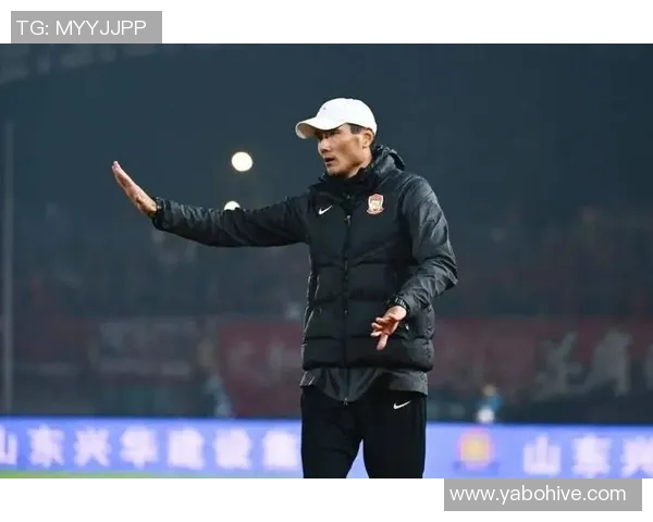 自律精神贯穿职业生涯邵佳一在饭桌上提醒西海岸球员远离可乐 自律精神贯穿职业生涯邵佳一在饭桌上提醒西海岸球员远离可乐